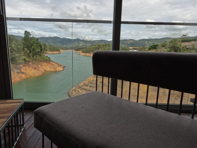 Lake Suite - Image 4