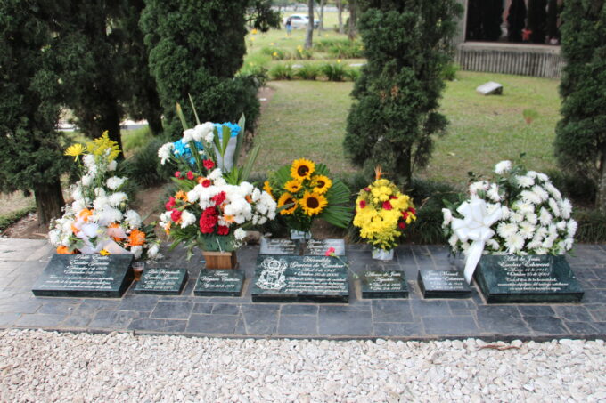 Pablo Escobar Tour - Image 6