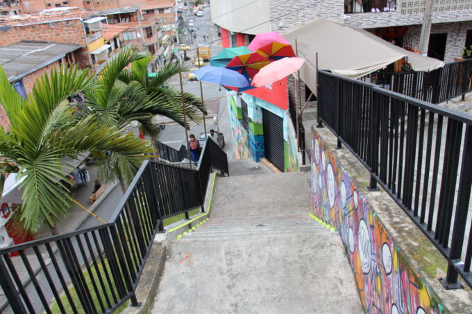Comuna 13 | Metro Cable - Image 5