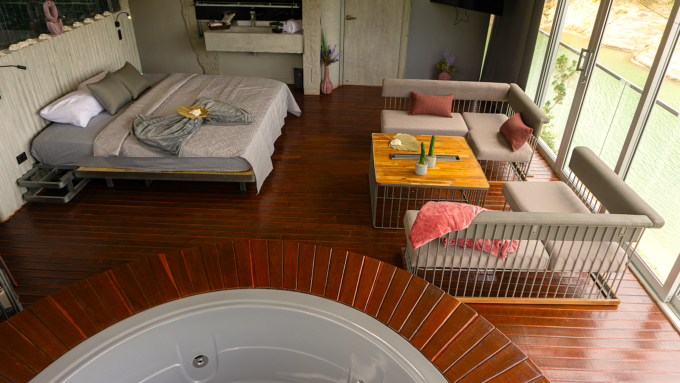 Lake View Balcony Suite - Image 5