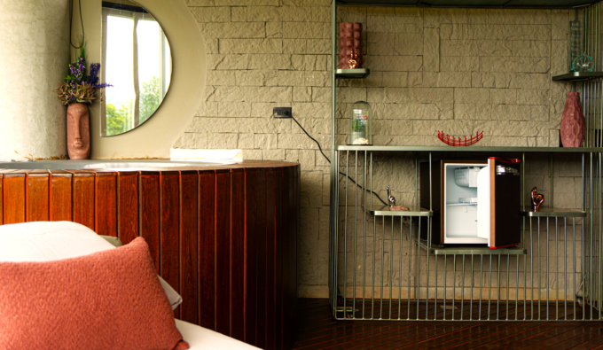 Lake View Balcony Suite - Image 6