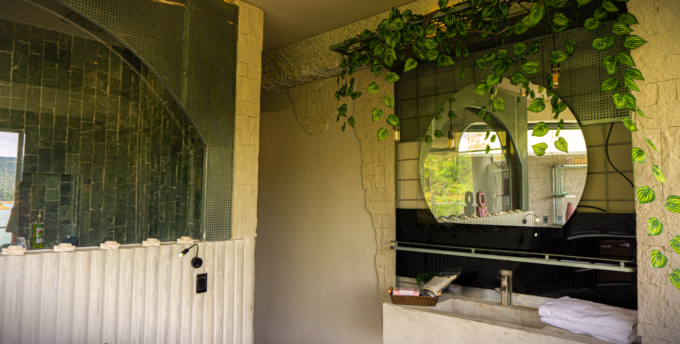 Standard Suite - Image 3