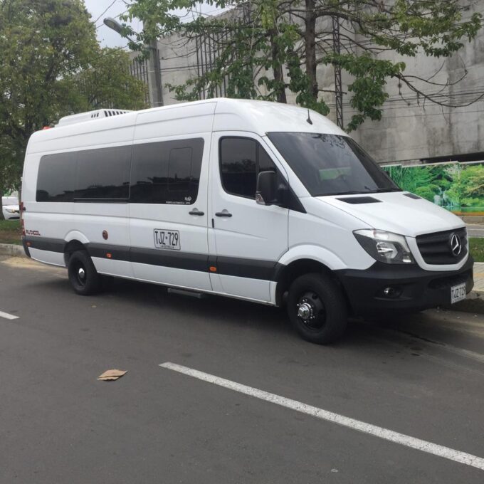 Airport Service [Medellin] - Image 9