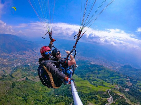 Paragliding + City Tour