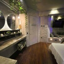 Garden Suite - Image 9