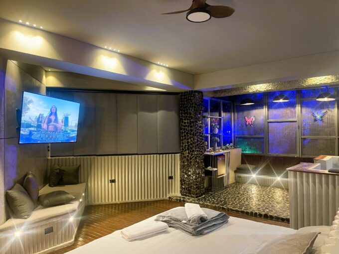 Garden Suite - Image 12
