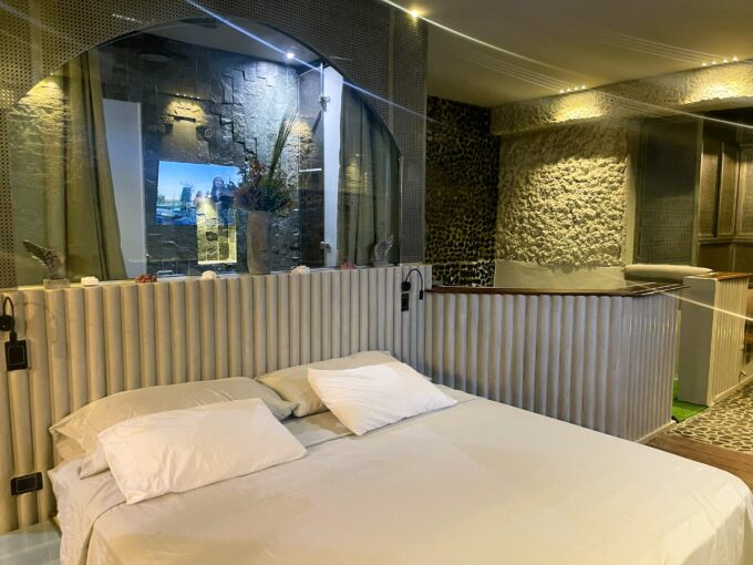 Corner Suite Balcony - Image 7