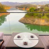 Lake Suite - Image 2